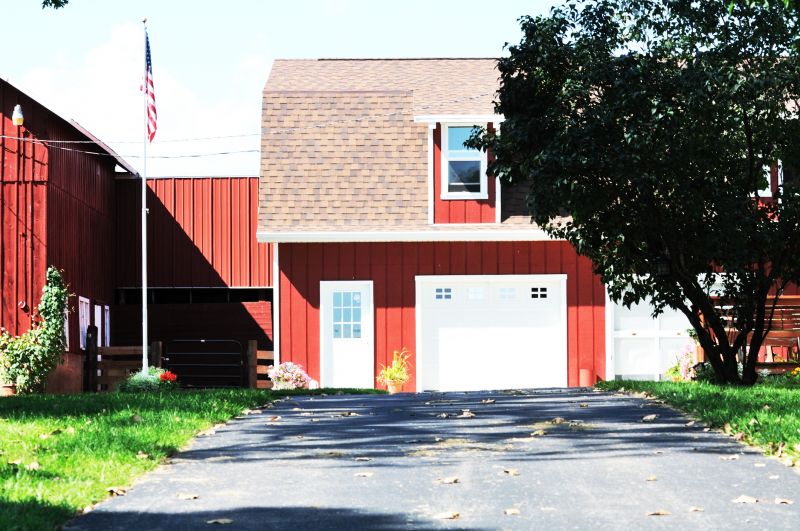 Metal Barn Construction in Conroe, TX